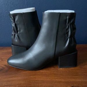 Diesel Women’s Jaynet Black Leather Boots